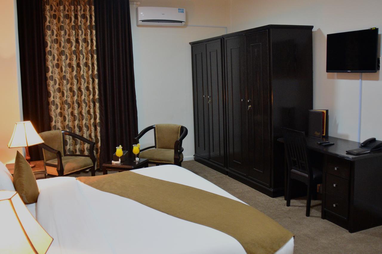 Lilium Hotel Safut Exterior foto